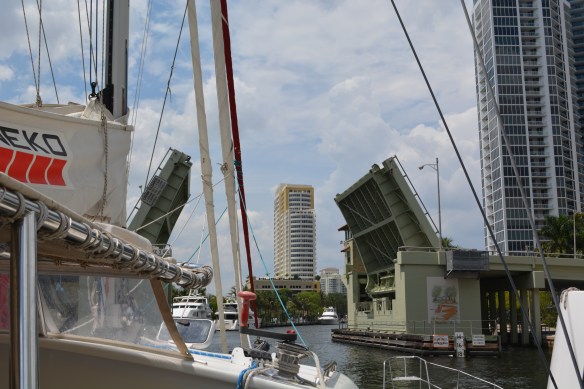 Neko limping our way into Fort Lauderdale through the 3rd Ave bridge, one of many bridges in Fort Lauderdale